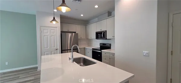 $3,200 | 7339 Portia Lane, Chino, CA 91708