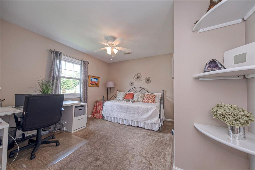 321 Hart Street Houston, PA 15342 - Photo 18 of 28 third