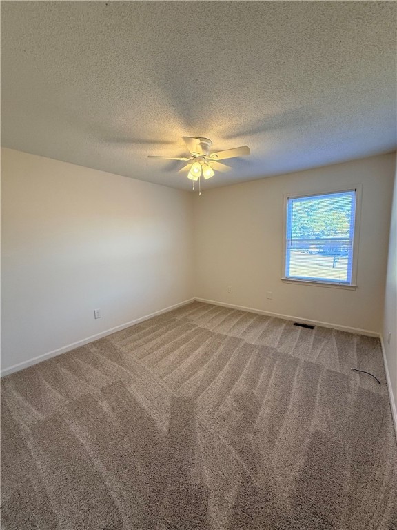 100 Lakeview Circle Clemson, SC 29631 - Photo 8 of 21