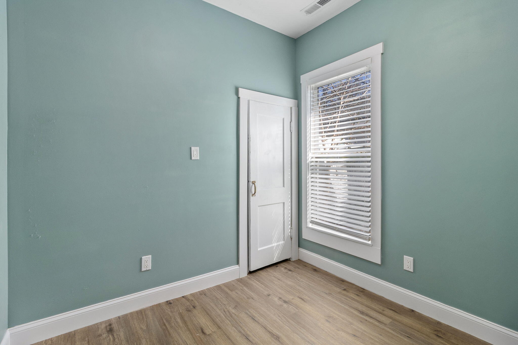 1607 East 50th Street Chattanooga, TN 37407 - Photo 11 of 38 3rd Room