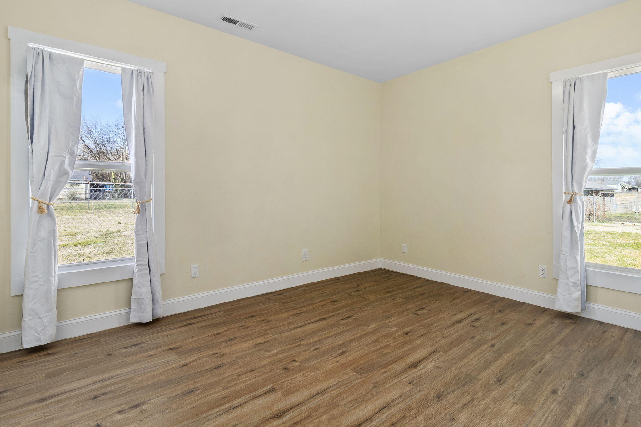 1607 East 50th Street Chattanooga, TN 37407 - Photo 24 of 38 Primary Suite