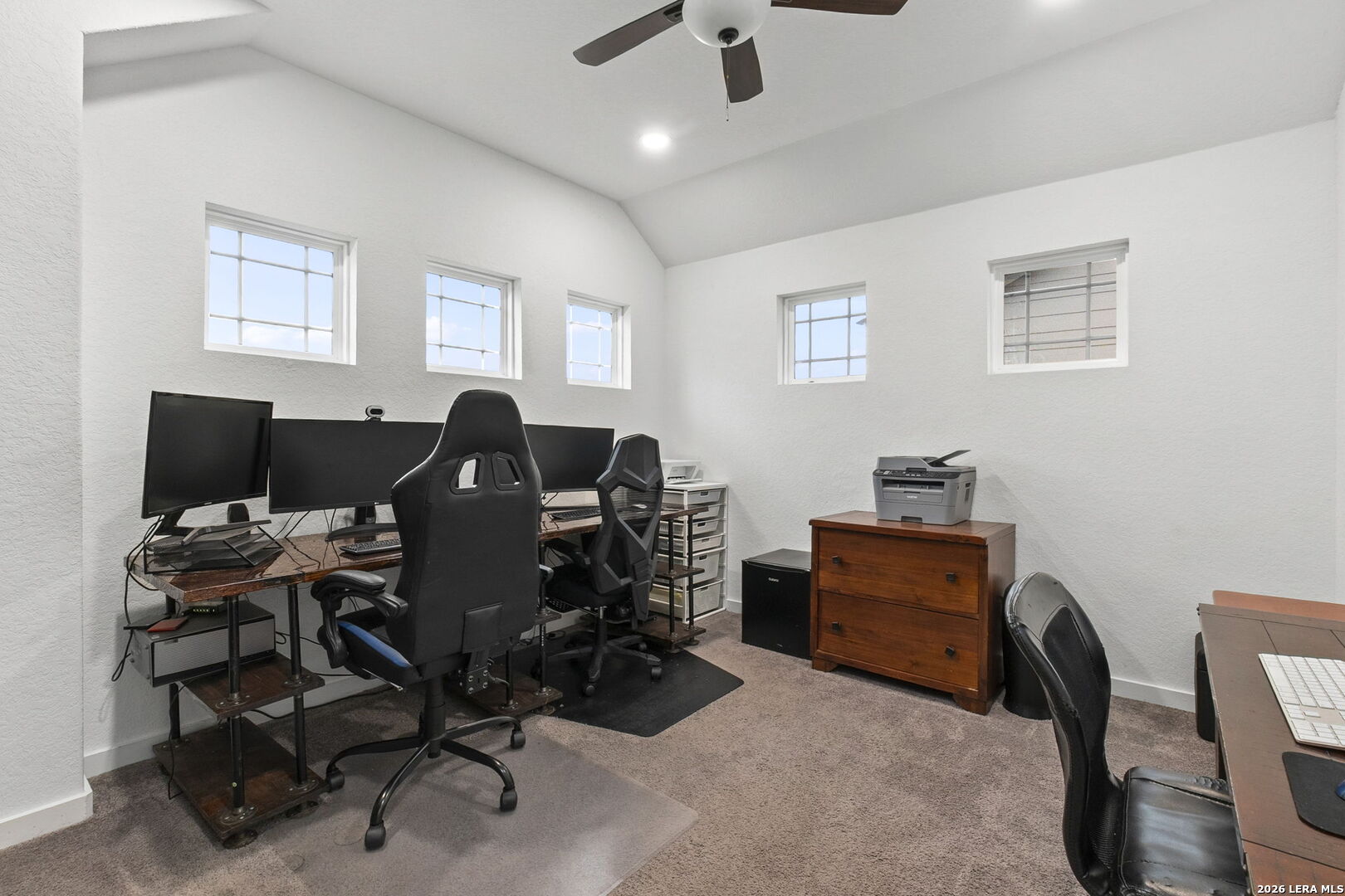 10635 Rosalina Loop Converse, TX 78109 - Photo 13 of 44
