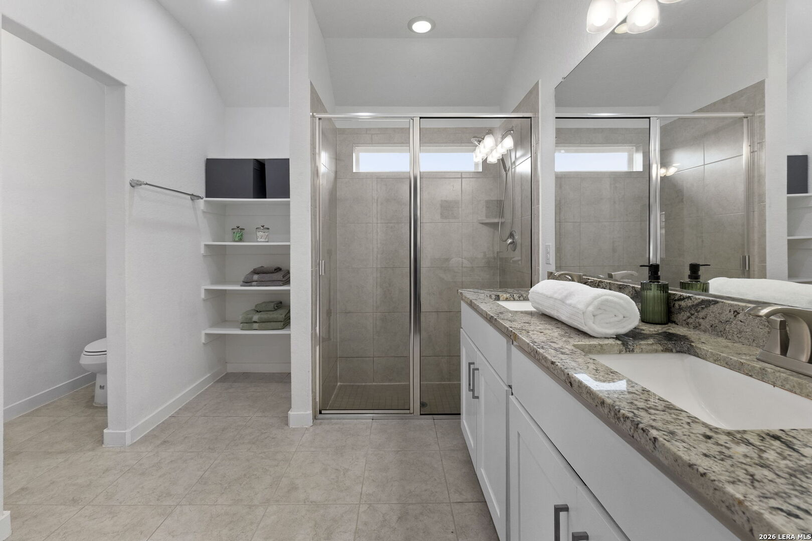 10635 Rosalina Loop Converse, TX 78109 - Photo 17 of 44