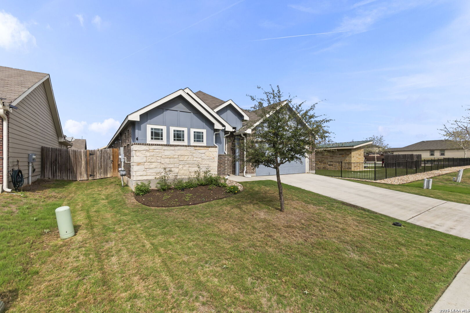 10635 Rosalina Loop Converse, TX 78109 - Photo 38 of 44