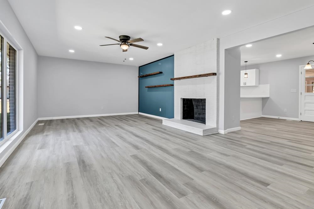 1011 South Limestone Street Gaffney, SC 29340 - Photo 7 of 34 Gallery Image 7