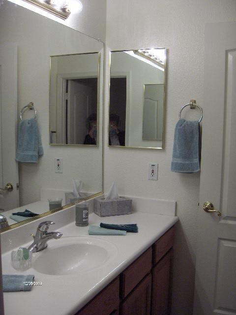 3886 East Baranca Road Gilbert, AZ 85297 - Photo 10 of 12 hall bath