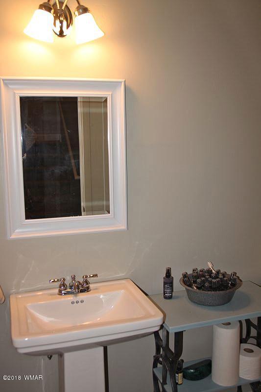 1940 East Bluff Ridge Road Show Low, AZ 85901 - Photo 33 of 42 Gallery Image 33