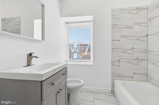 $2,250 | 2150 North Franklin Street, Philadelphia, PA 19122