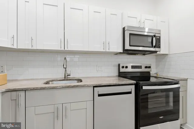 $2,250 | 2150 North Franklin Street, Philadelphia, PA 19122