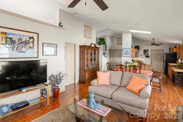 $695,000 | 405 Glen Echo Circle, Saluda, NC 28773