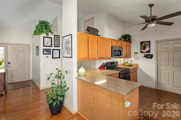 $695,000 | 405 Glen Echo Circle, Saluda, NC 28773