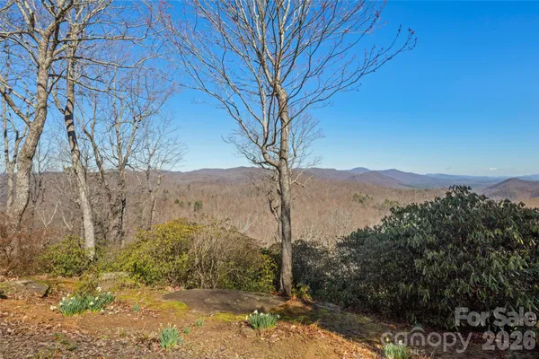 $695,000 | 405 Glen Echo Circle, Saluda, NC 28773