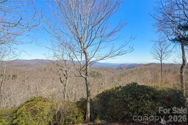 $695,000 | 405 Glen Echo Circle, Saluda, NC 28773