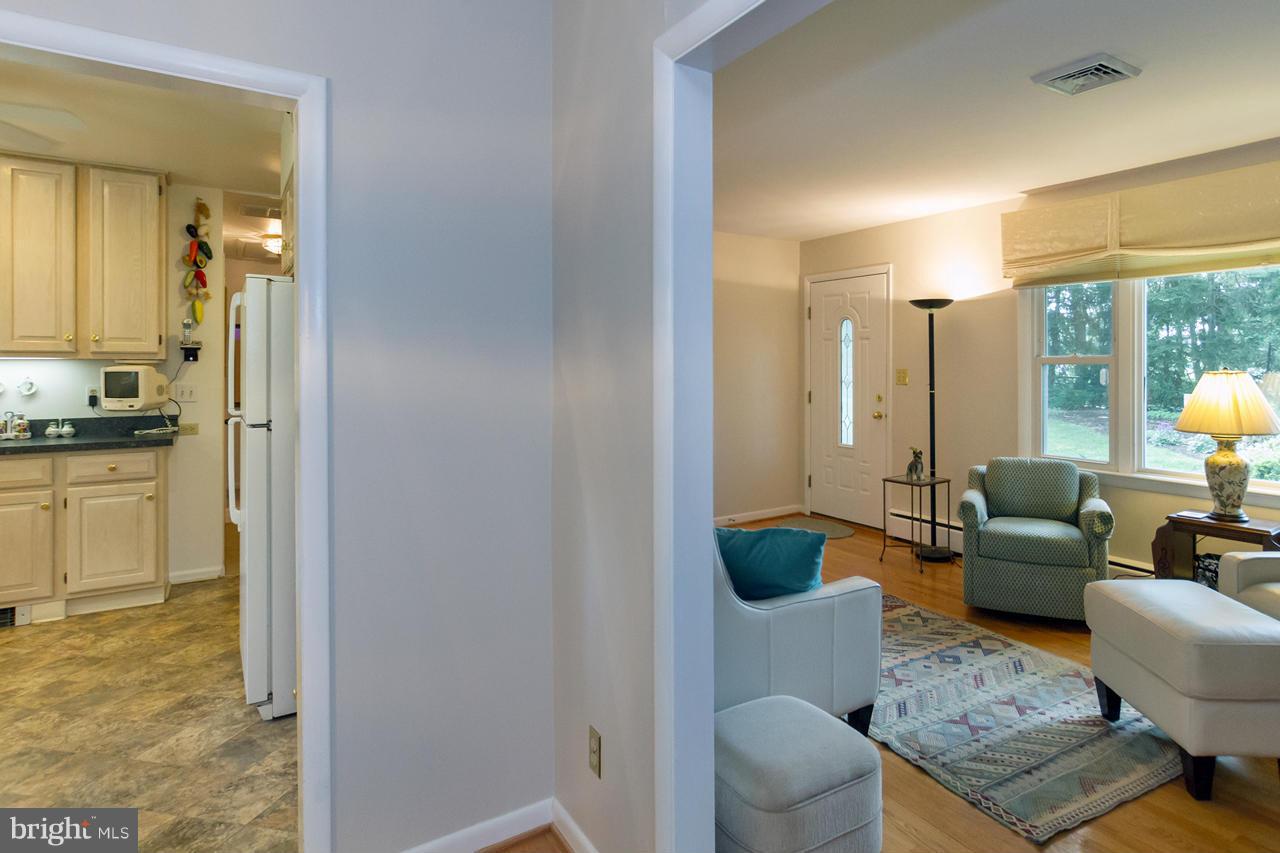 2406 Houcks Mill Road Monkton, MD 21111 - Photo 8 of 27 Interior (General)