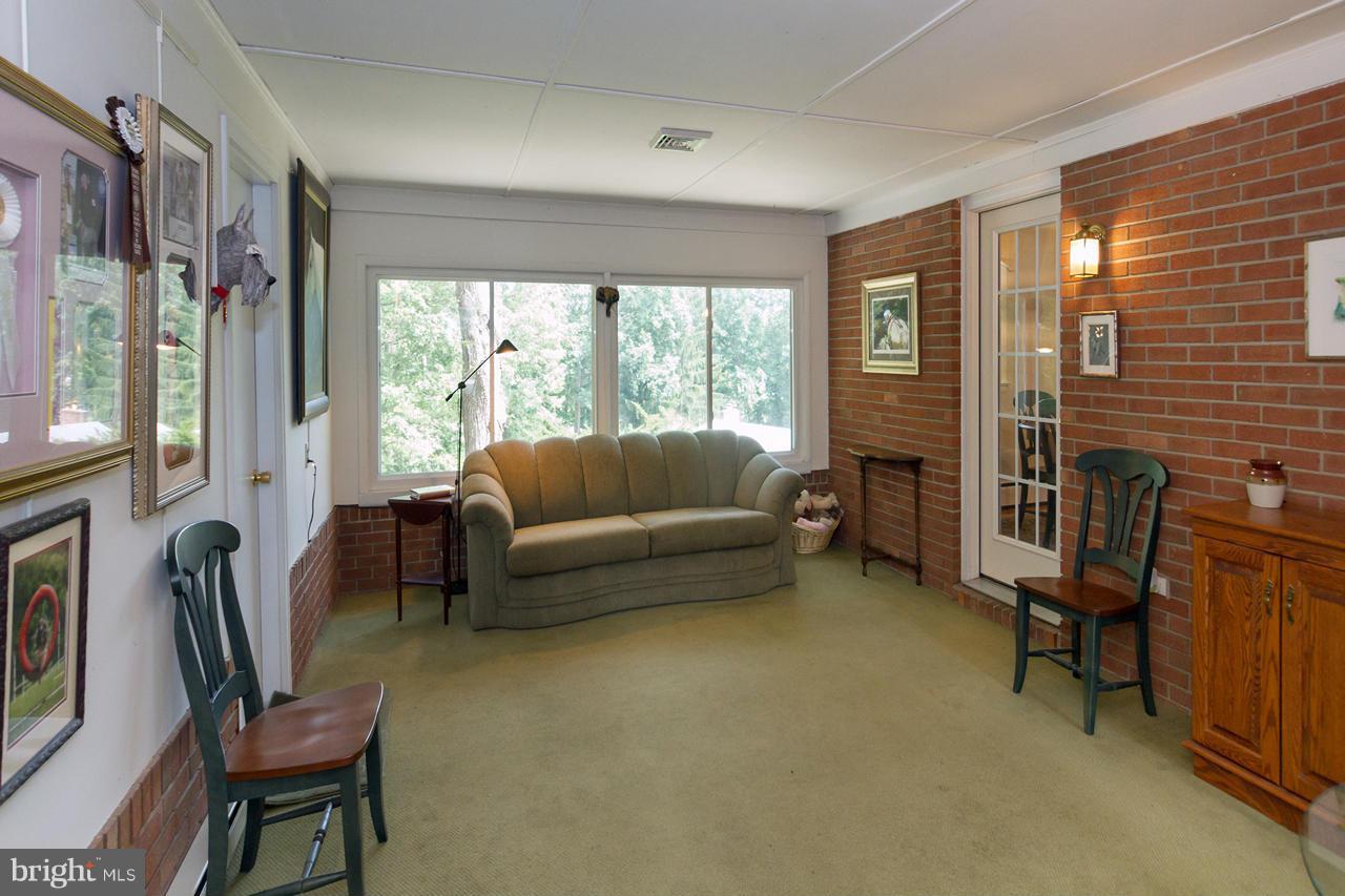 2406 Houcks Mill Road Monkton, MD 21111 - Photo 9 of 27 Interior (General)