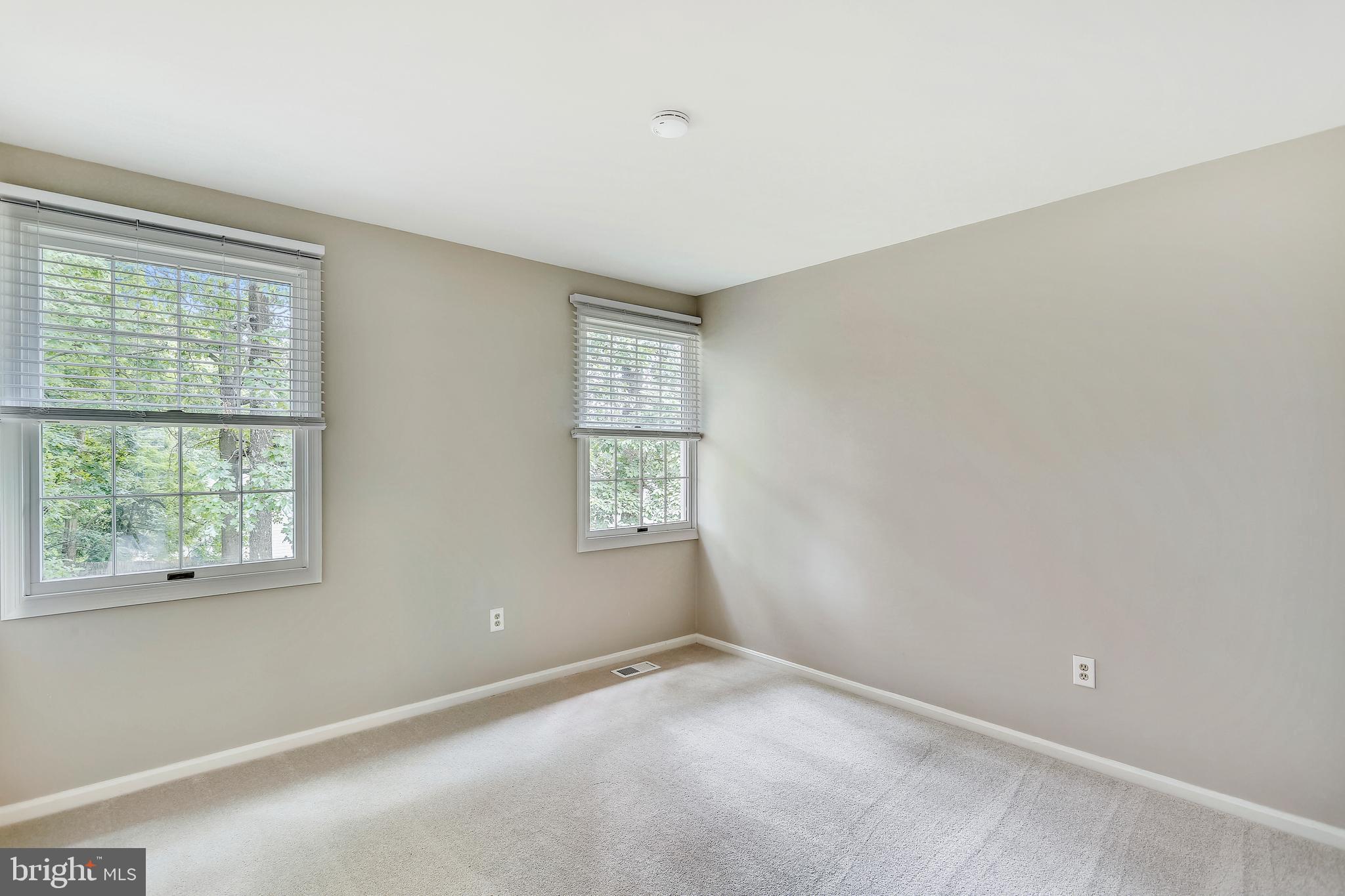 129 Summit Hall Road Gaithersburg, MD 20877 - Photo 29 of 48 Bedroom #2 with NEW carpet