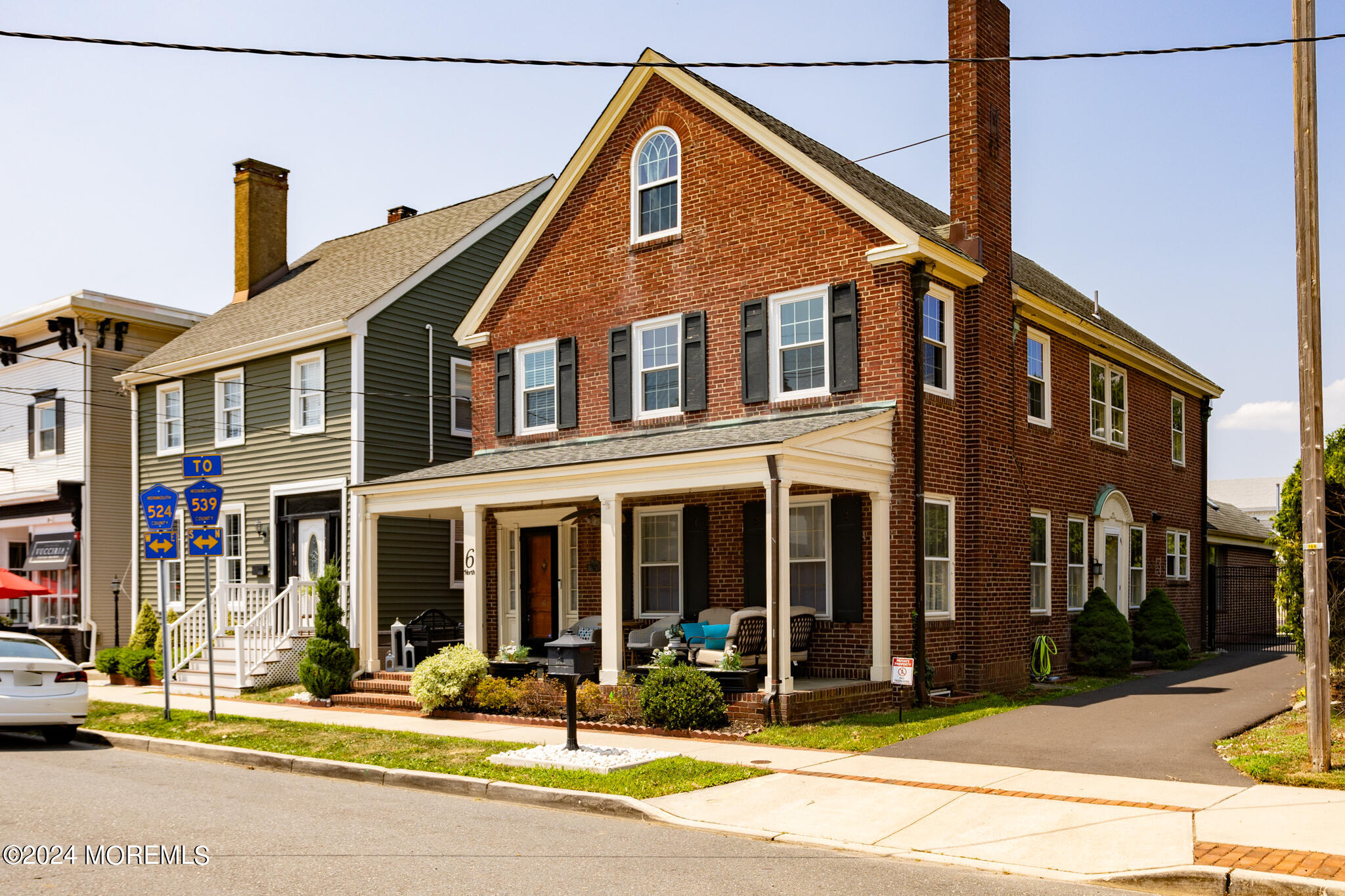 6 North Main St