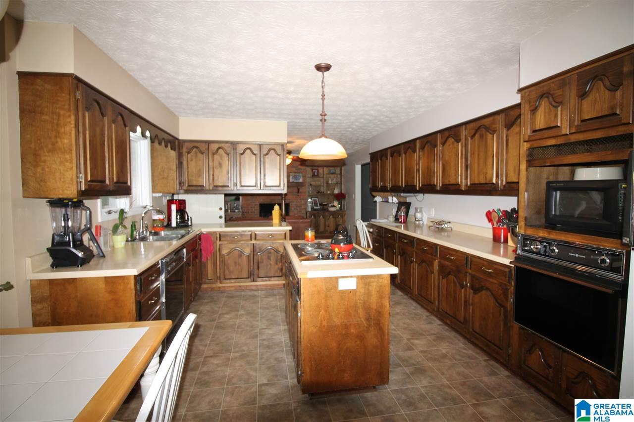 1615 Rose Street Northwest Cullman, AL 35055 - Photo 7 of 38