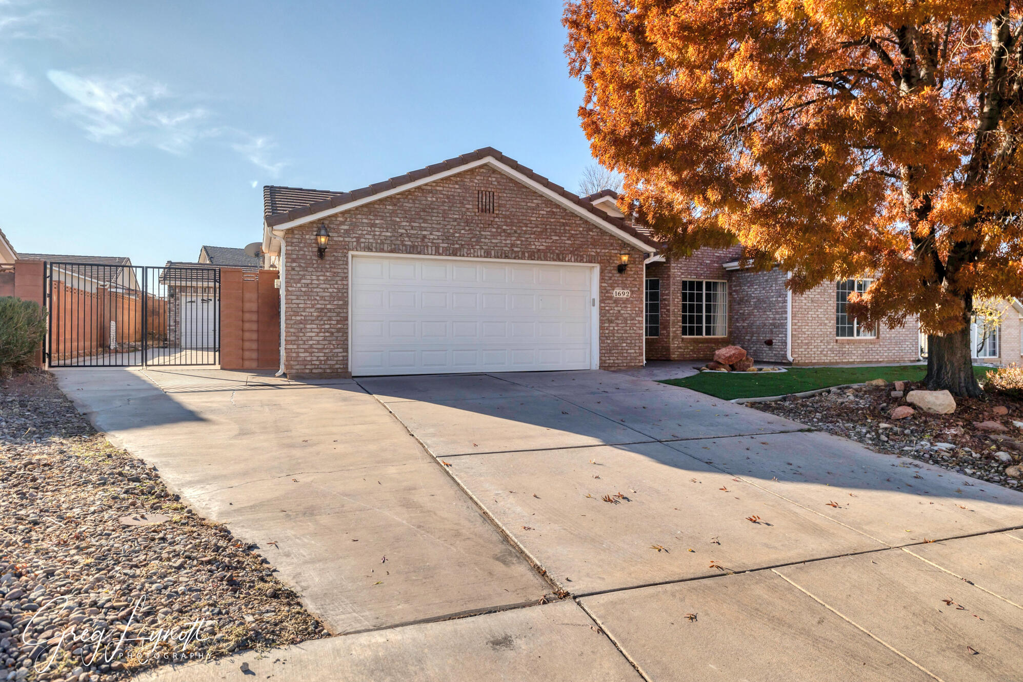 1692 East 2370th Street South St. George, UT 84790 - Photo 1 of 1 IB2A7733