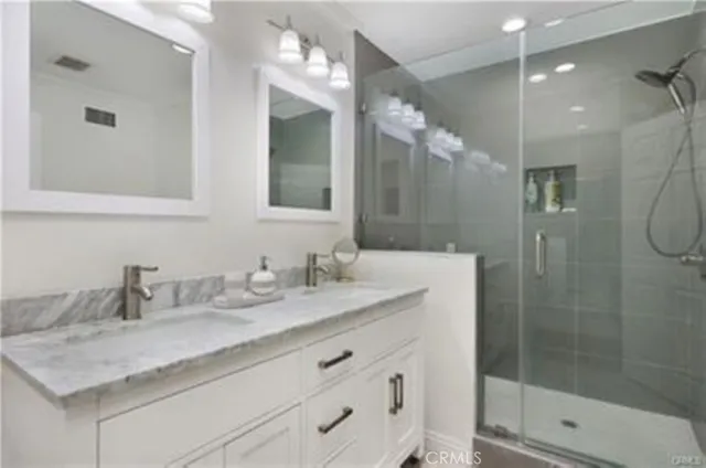 $1,359,000 | 22335 Kittridge Street, Woodland Hills, CA 91303