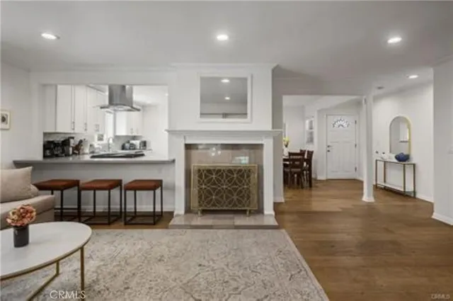 $1,359,000 | 22335 Kittridge Street, Woodland Hills, CA 91303