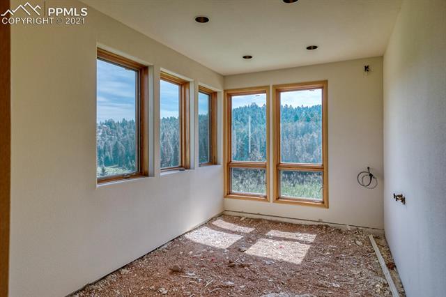 4755 Elk Valley Road Divide, CO 80814 - Photo 36 of 40