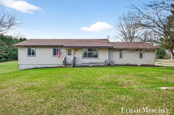 $379,900 | 10809 Morgan Mills Road Northeast, Greenville, MI 48838