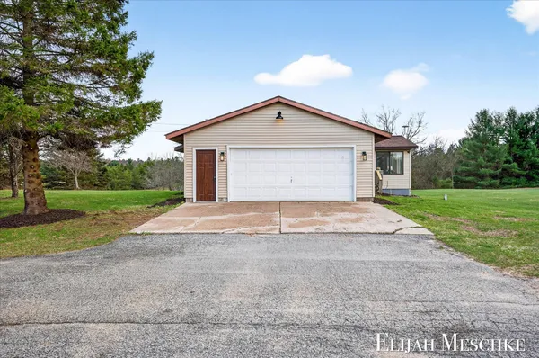 $379,900 | 10809 Morgan Mills Road Northeast, Greenville, MI 48838