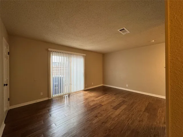 $1,255 | 5006 West Wind Trail, Unit 101, Austin, TX 78745