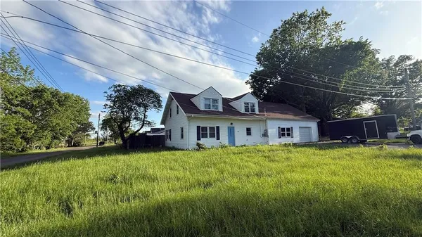 $299,000 | 401 West Chestnut Street, Archie, MO 64725