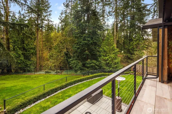 $1,282,500 | 104 219th Place Southeast, Bothell, WA 98021