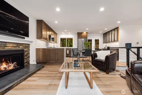 $1,282,500 | 104 219th Place Southeast, Bothell, WA 98021