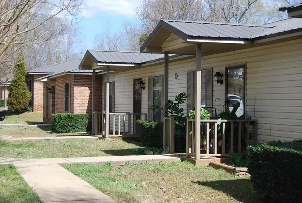 $590 | 390 Washington Street, Rockford, AL 35136