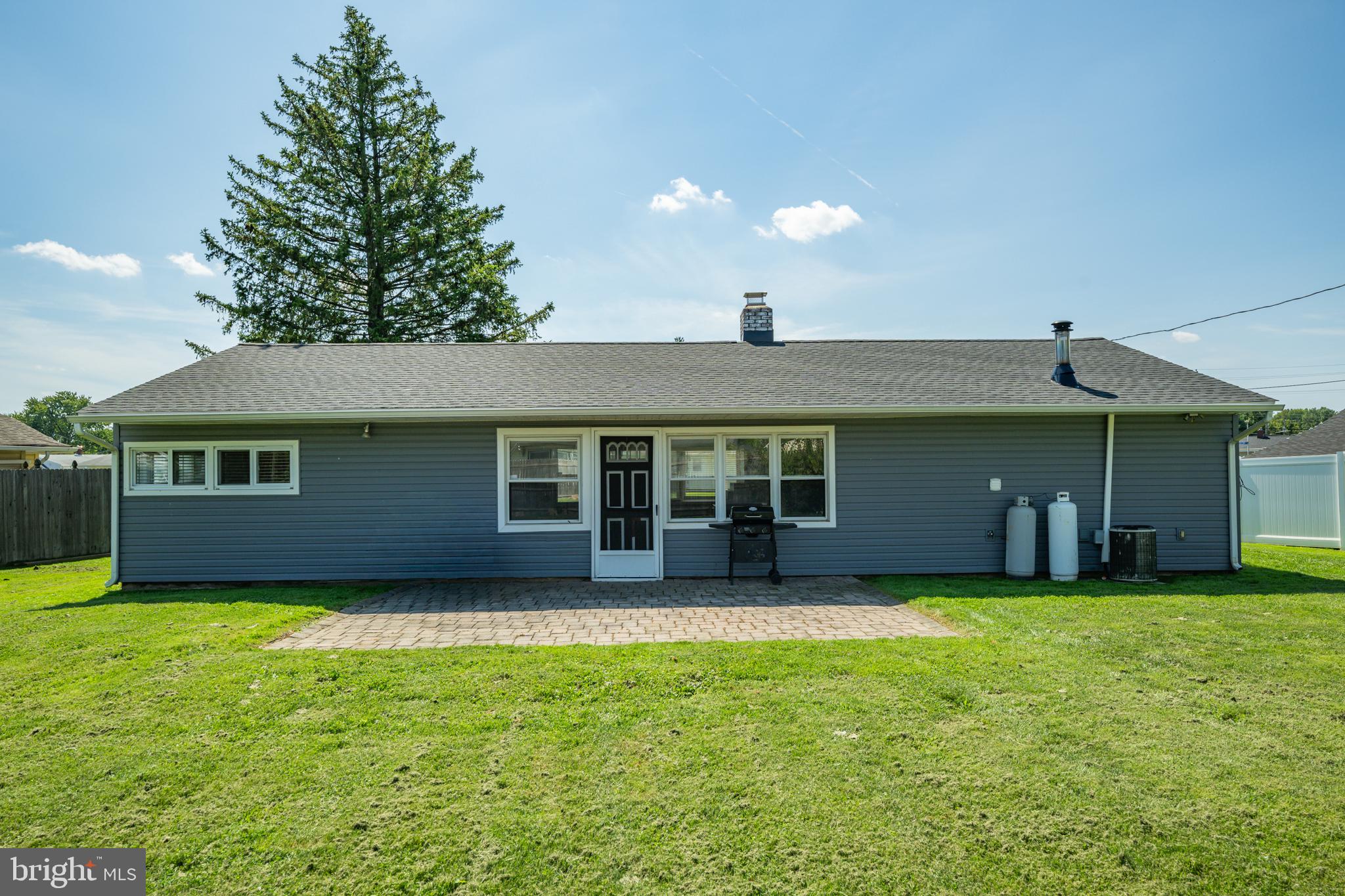 48 Beechtree Road Levittown, PA 19057 - Photo 19 of 23 Gallery Image 19
