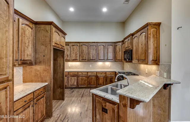 $265,000 | 930 Sweetwater Cove, Pearl, MS 39208