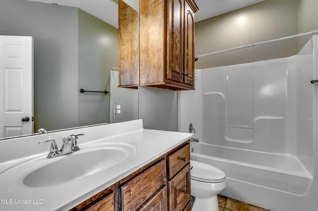 $265,000 | 930 Sweetwater Cove, Pearl, MS 39208