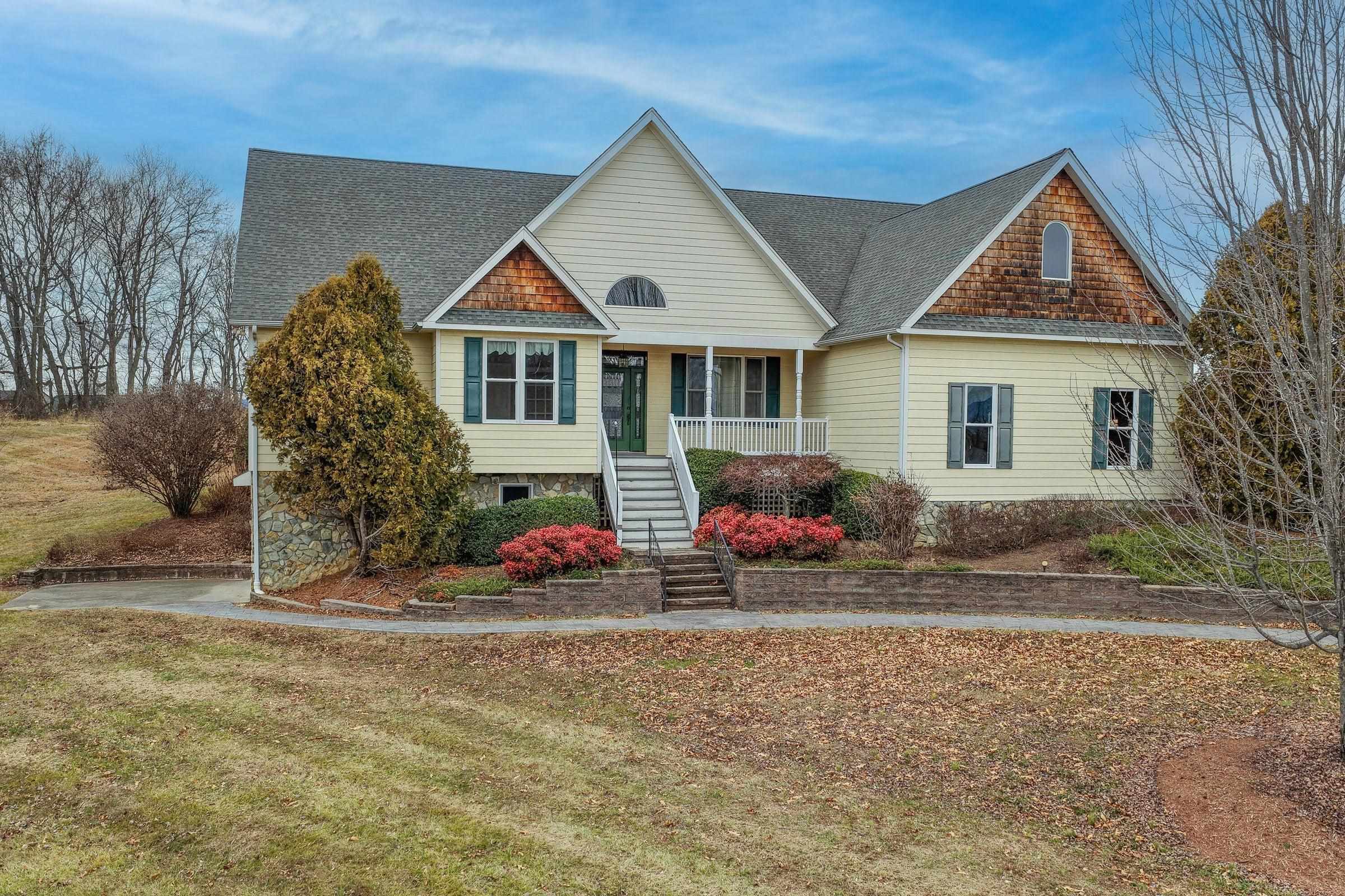120 Springridge Lane Fairfield, VA 24435 - Photo 1 of 56 Attractive home with 4,290 sq ft, in a prime location in Rockbridge County. Easy access to I-81 and Rt 11. Minutes to Lexington, or to Staunton.