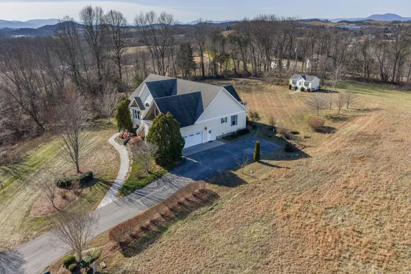 $615,000 | 120 Springridge Lane, Fairfield, VA 24435