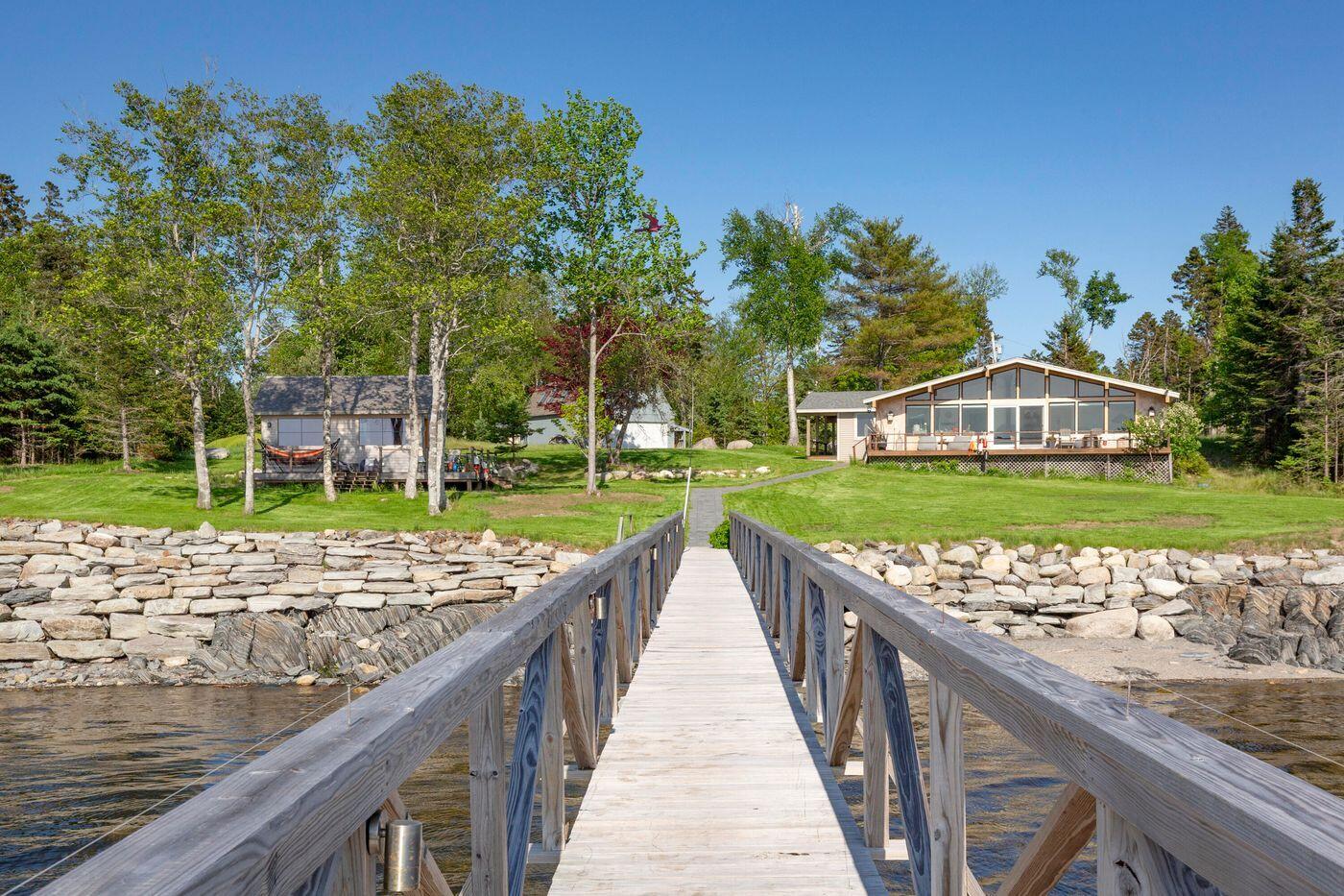 1588 Turtle Head Road Islesboro, ME 04848 - Photo 3 of 45 W4-ME2797_3N