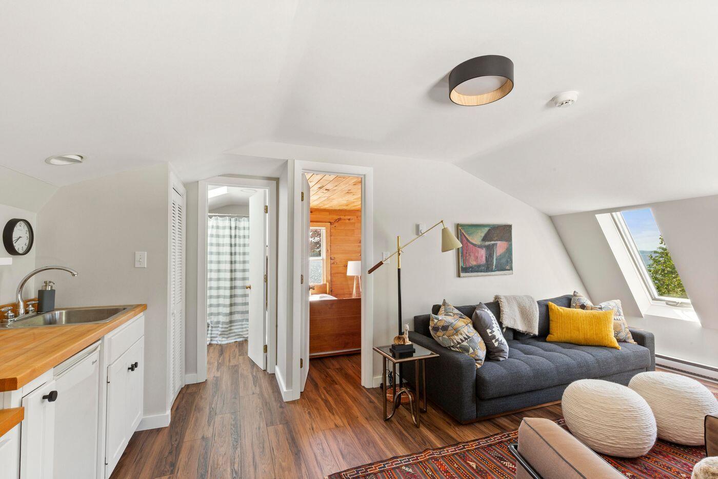 1588 Turtle Head Road Islesboro, ME 04848 - Photo 35 of 45 W37-ME2797_36