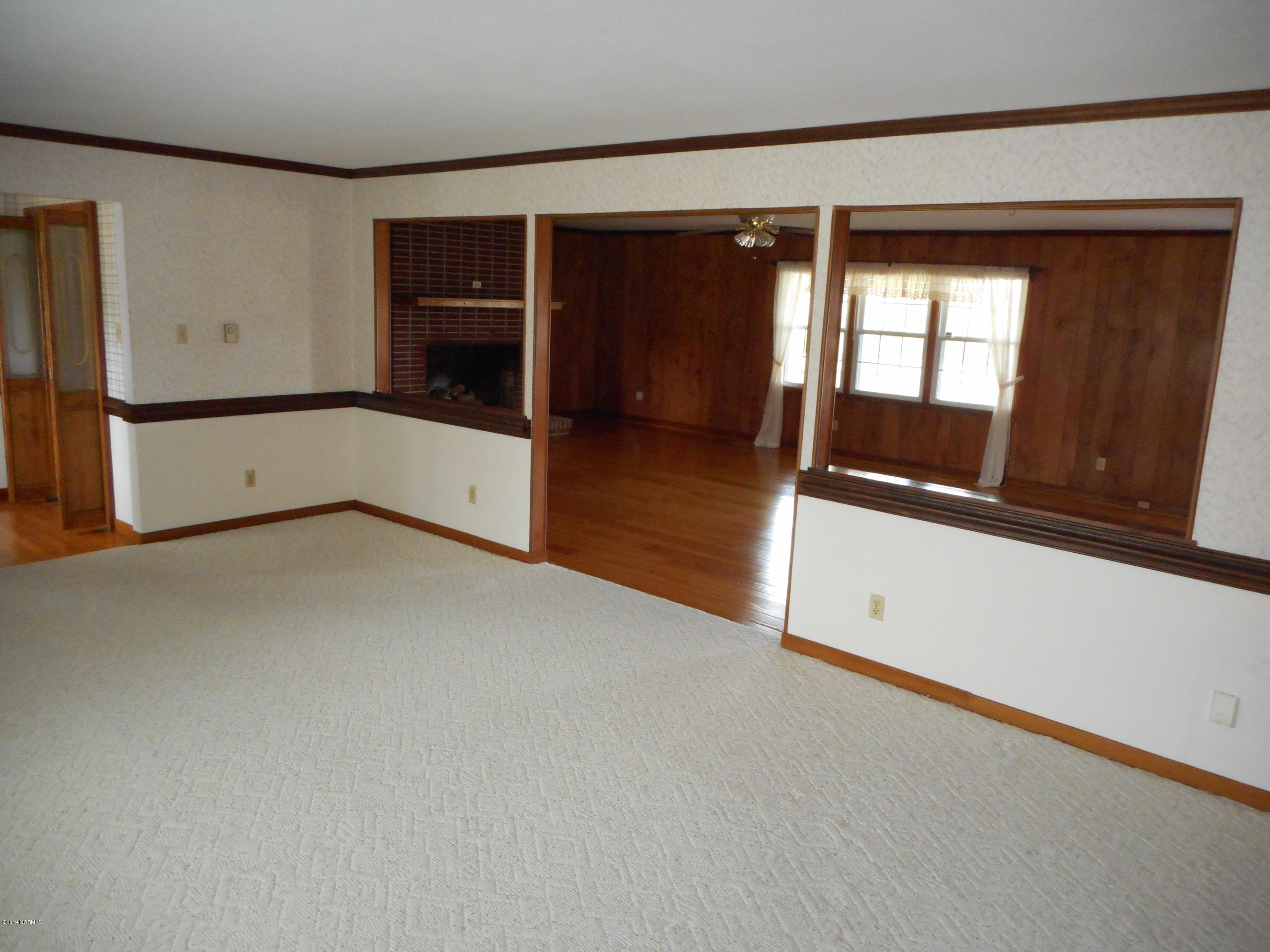 558 Nine Foot Road Newport, NC 28570 - Photo 13 of 77 DSCN0430