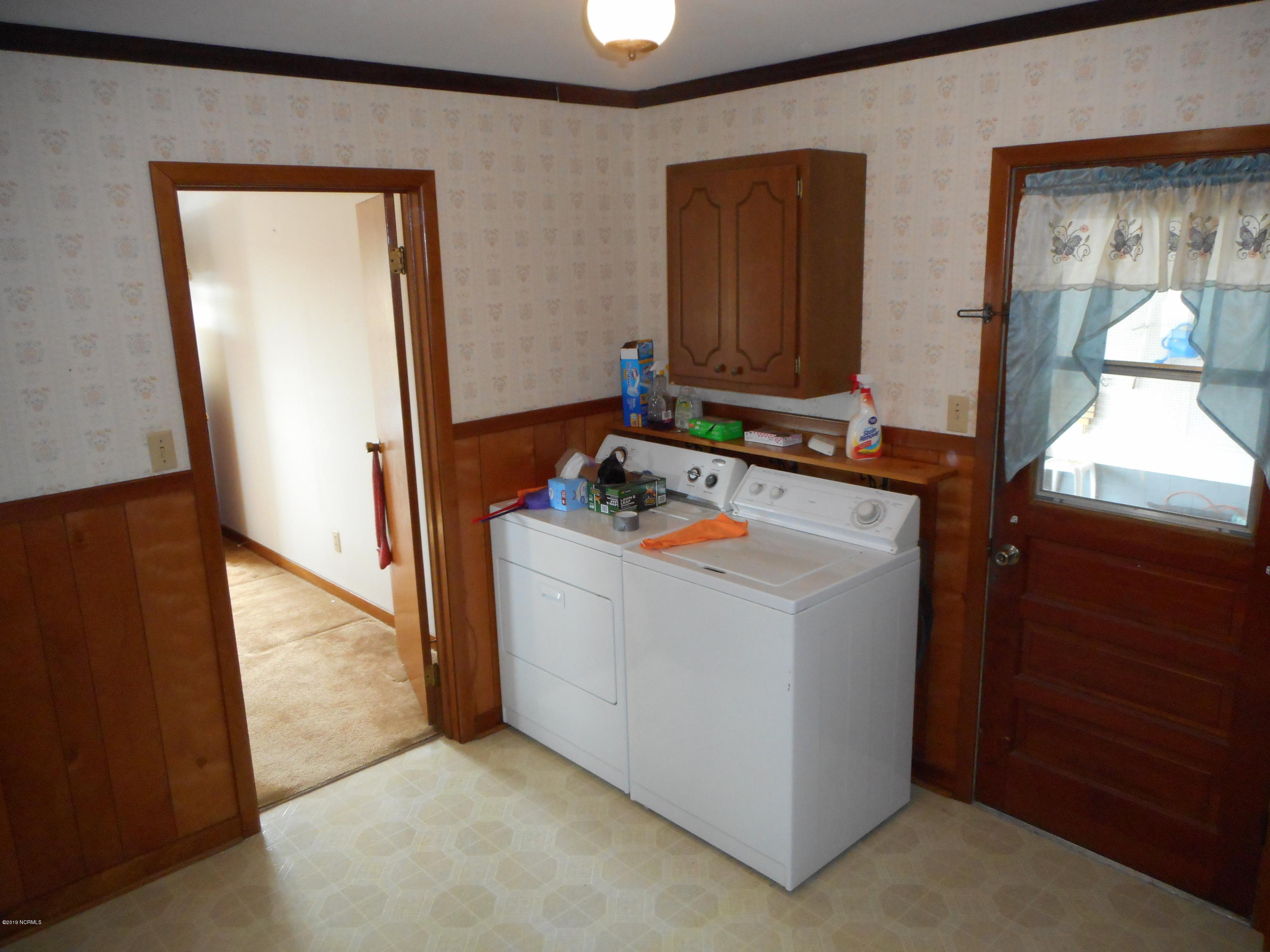 558 Nine Foot Road Newport, NC 28570 - Photo 21 of 77 DSCN0422