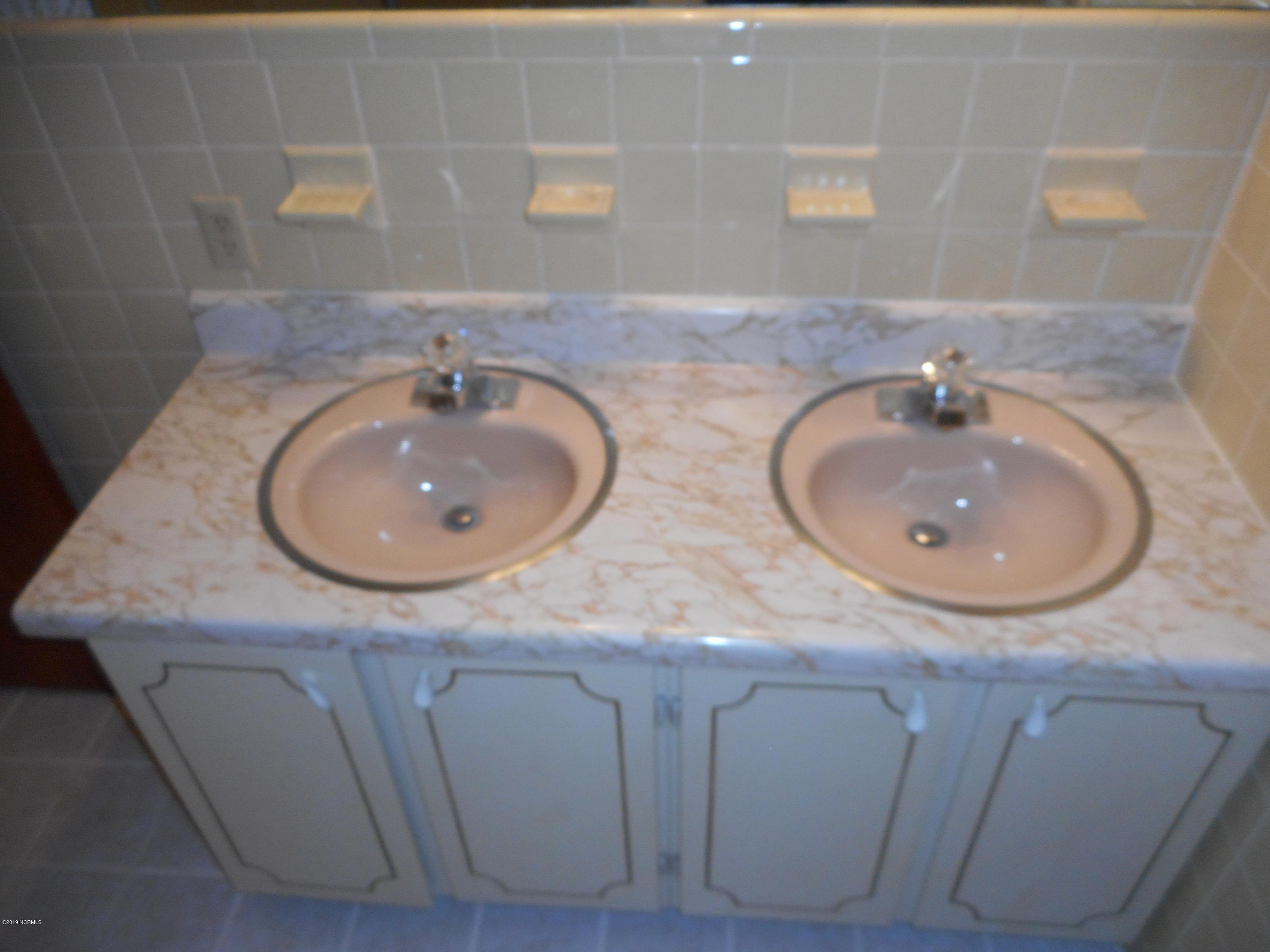 558 Nine Foot Road Newport, NC 28570 - Photo 24 of 77 DSCN0440