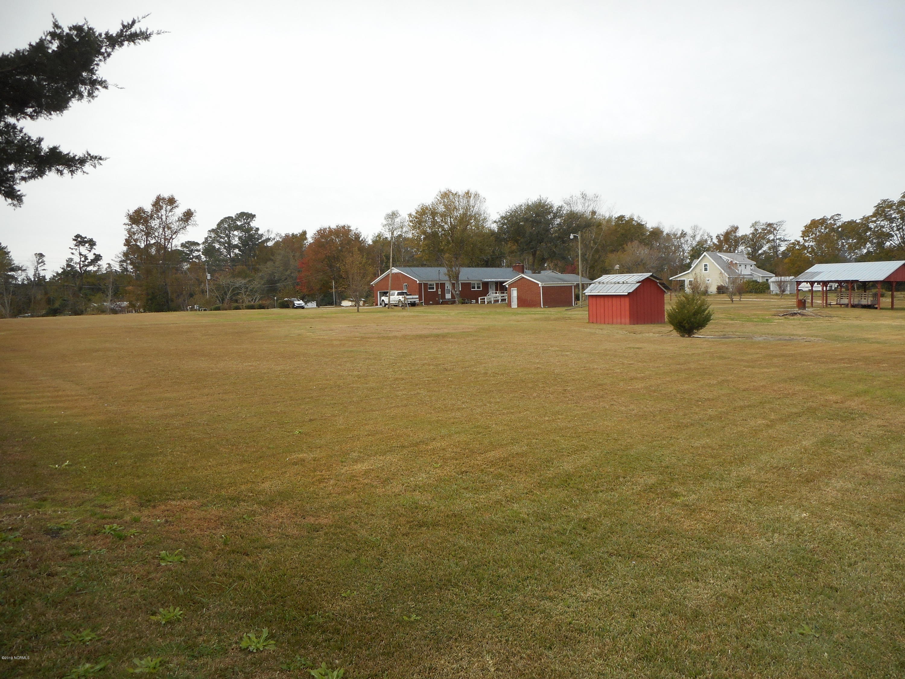 558 Nine Foot Road Newport, NC 28570 - Photo 46 of 77 DSCN0463