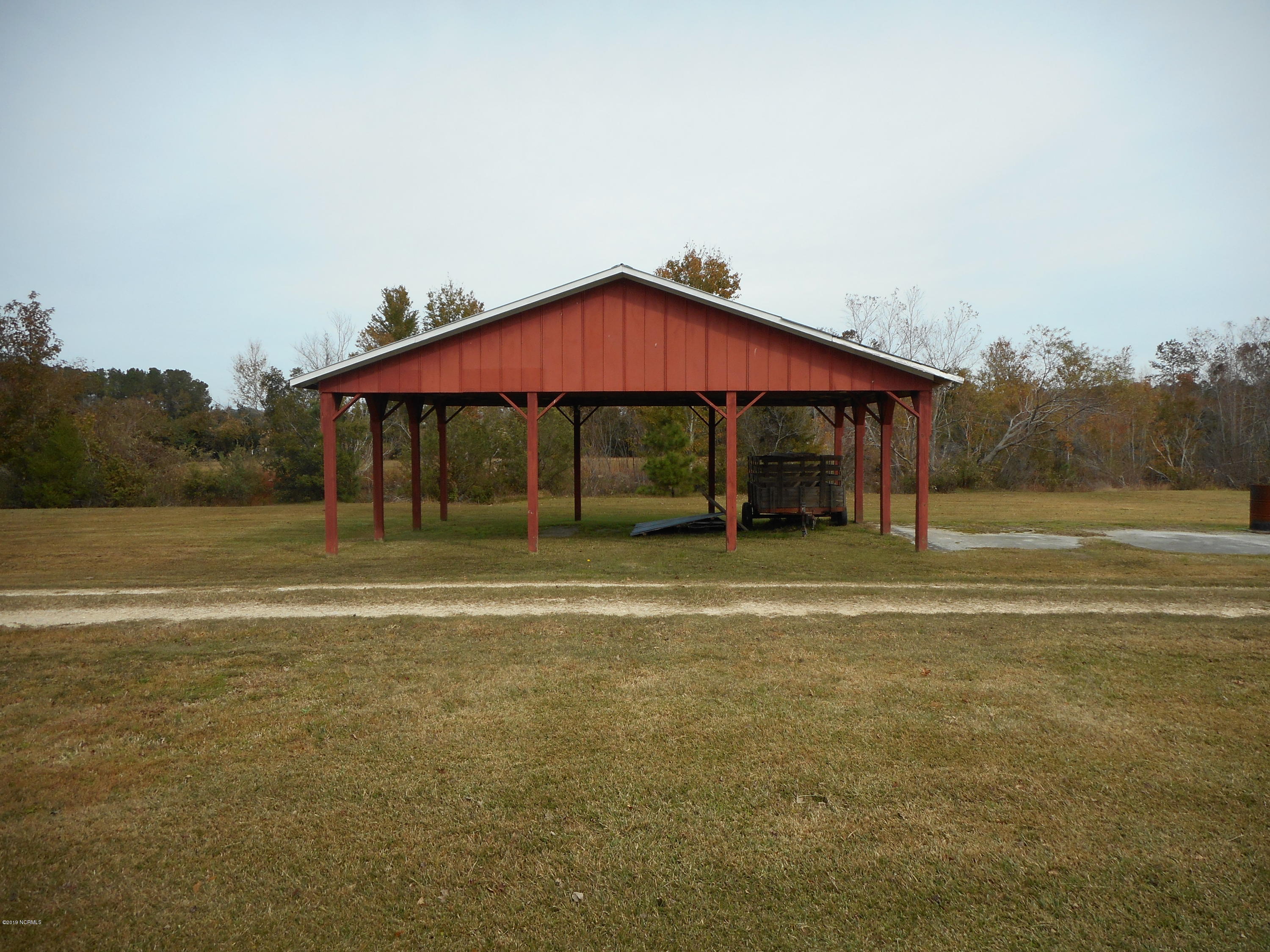 558 Nine Foot Road Newport, NC 28570 - Photo 49 of 77 DSCN0466