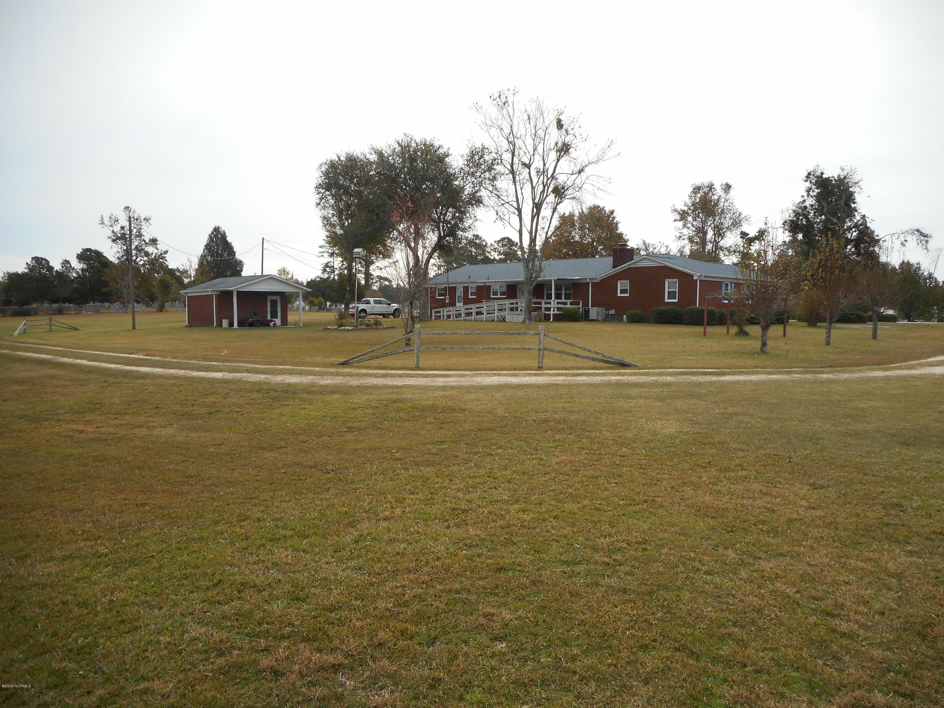 558 Nine Foot Road Newport, NC 28570 - Photo 54 of 77 DSCN0471