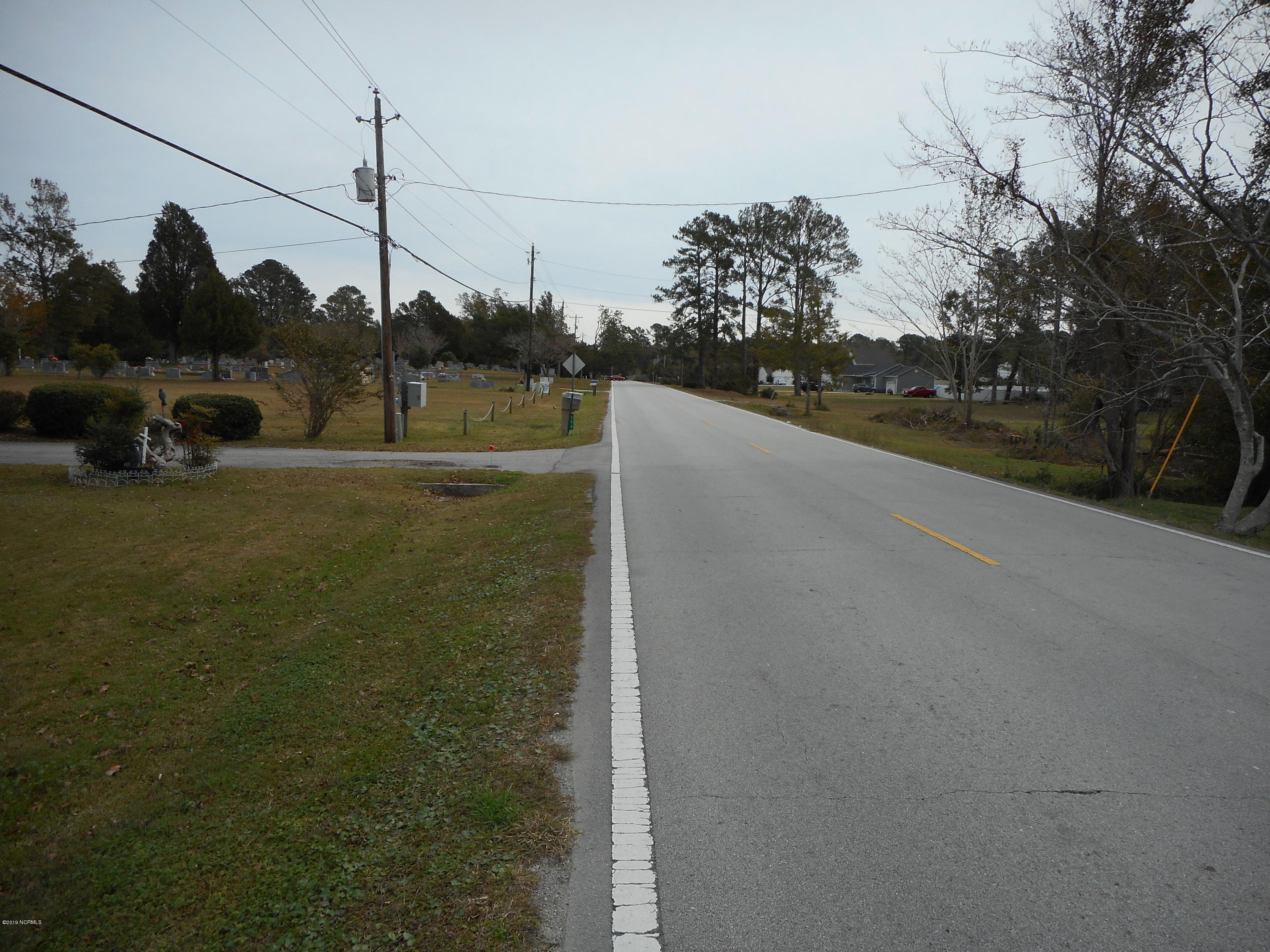 558 Nine Foot Road Newport, NC 28570 - Photo 60 of 77 DSCN0477