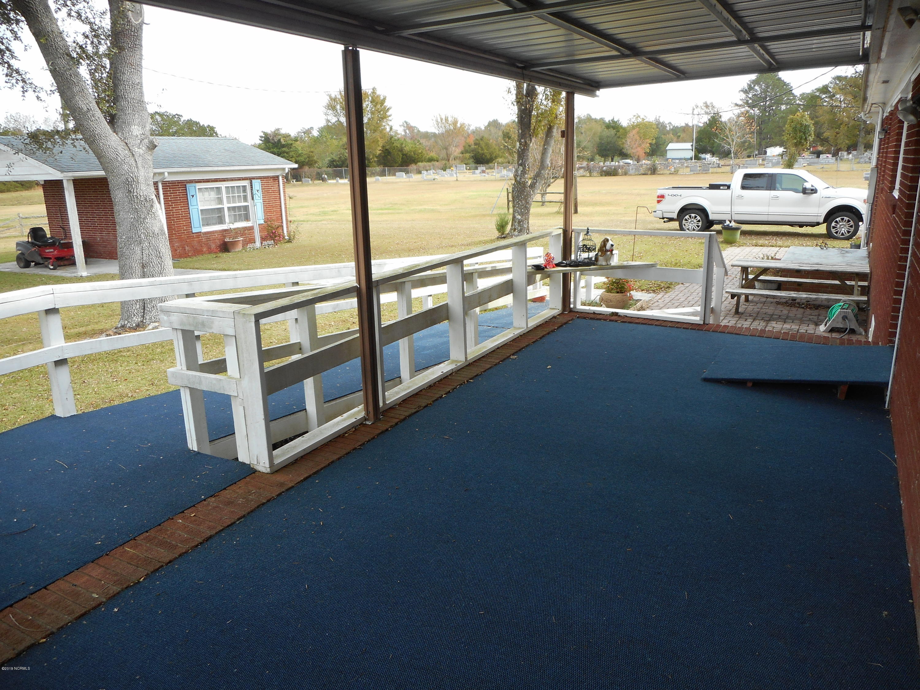 558 Nine Foot Road Newport, NC 28570 - Photo 72 of 77 DSCN0495