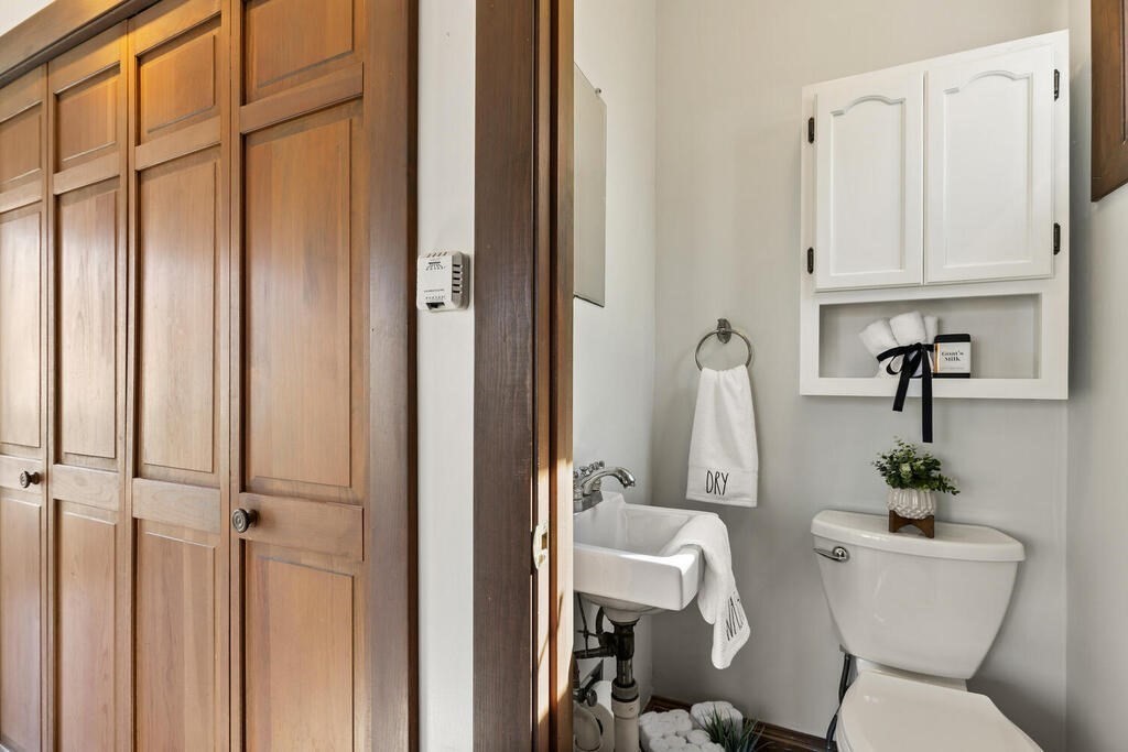 52 Summit Road Medford, MA 02155 - Photo 18 of 31 Gallery Image 18