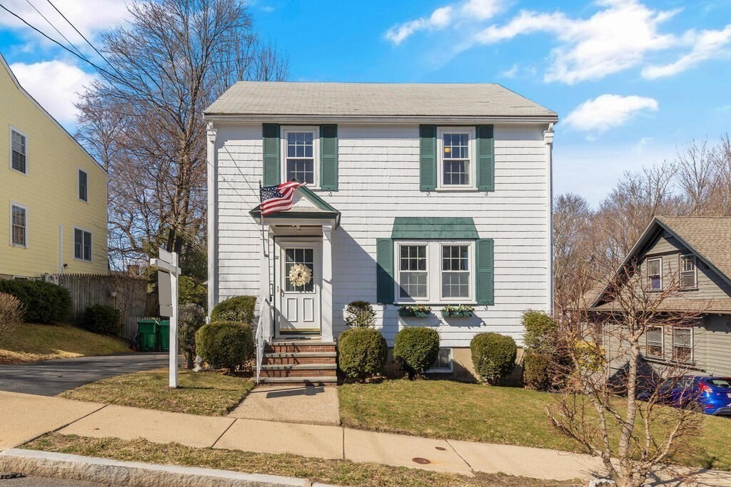 52 Summit Road Medford, MA 02155 - Photo 2 of 31 Gallery Image 2